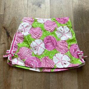 Like New Lilly Pulitzer Skort in Seashell Print